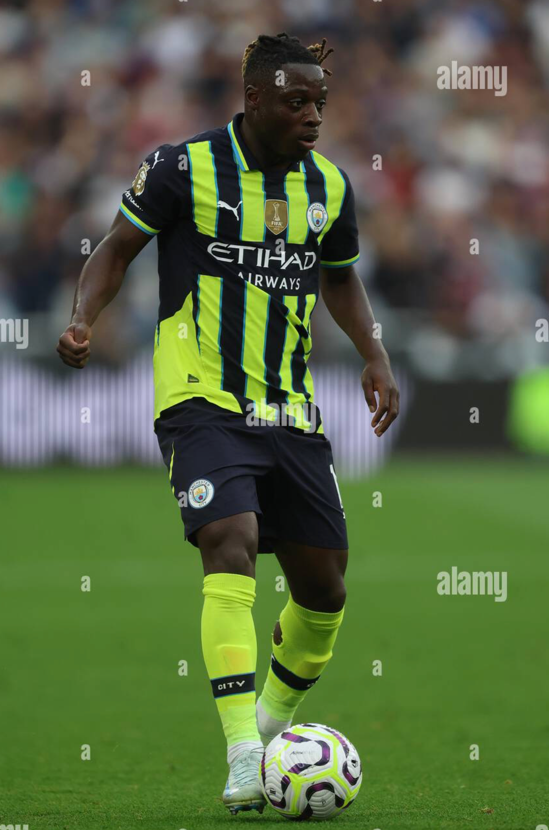 Manchester City 2024-25 Authentic Away Jeremy Doku #11 Kit - L *BNWT*