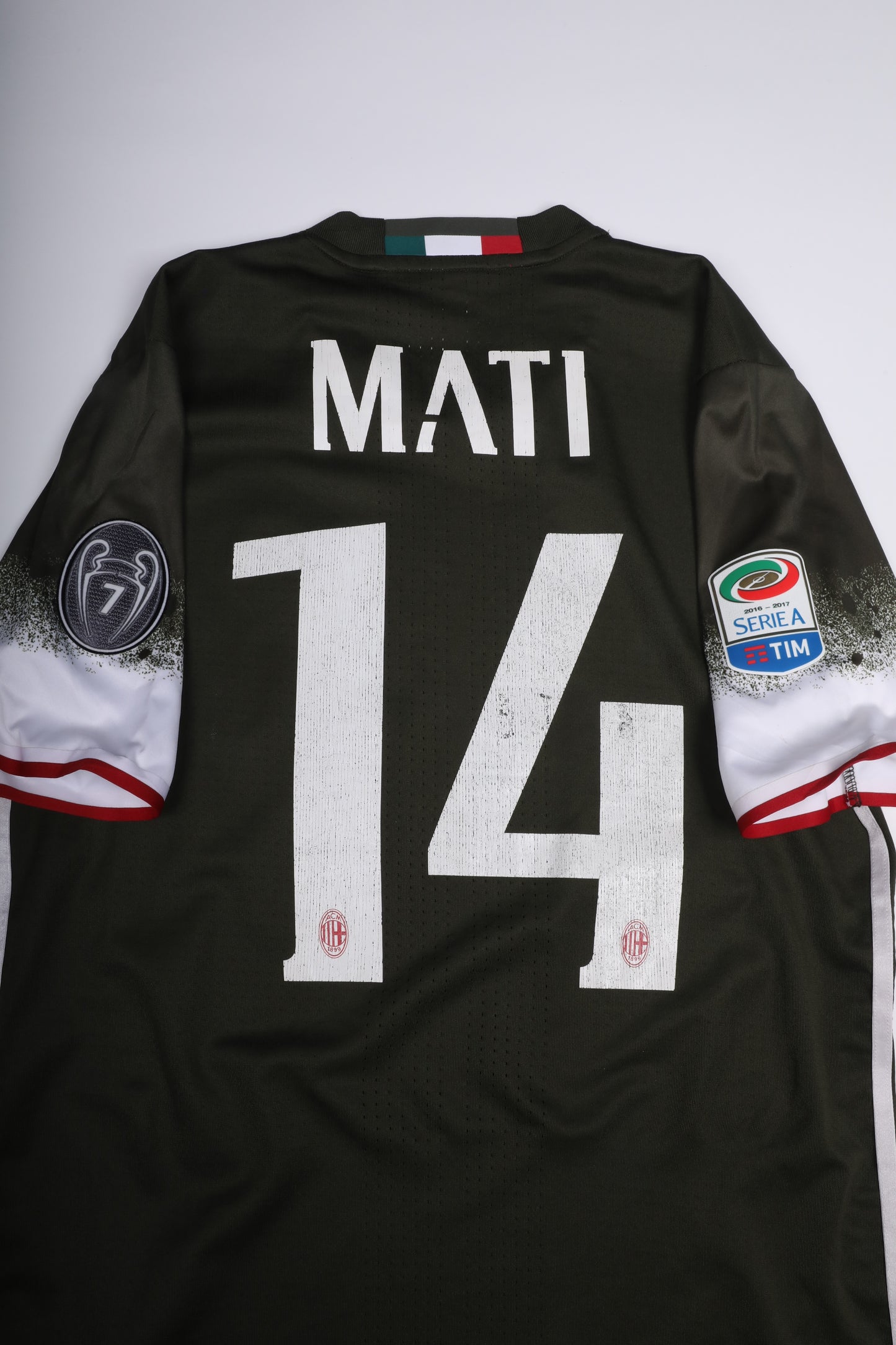 AC Milan 2016-17 Third *Match Worn* Matias Fernandez #14 Kit