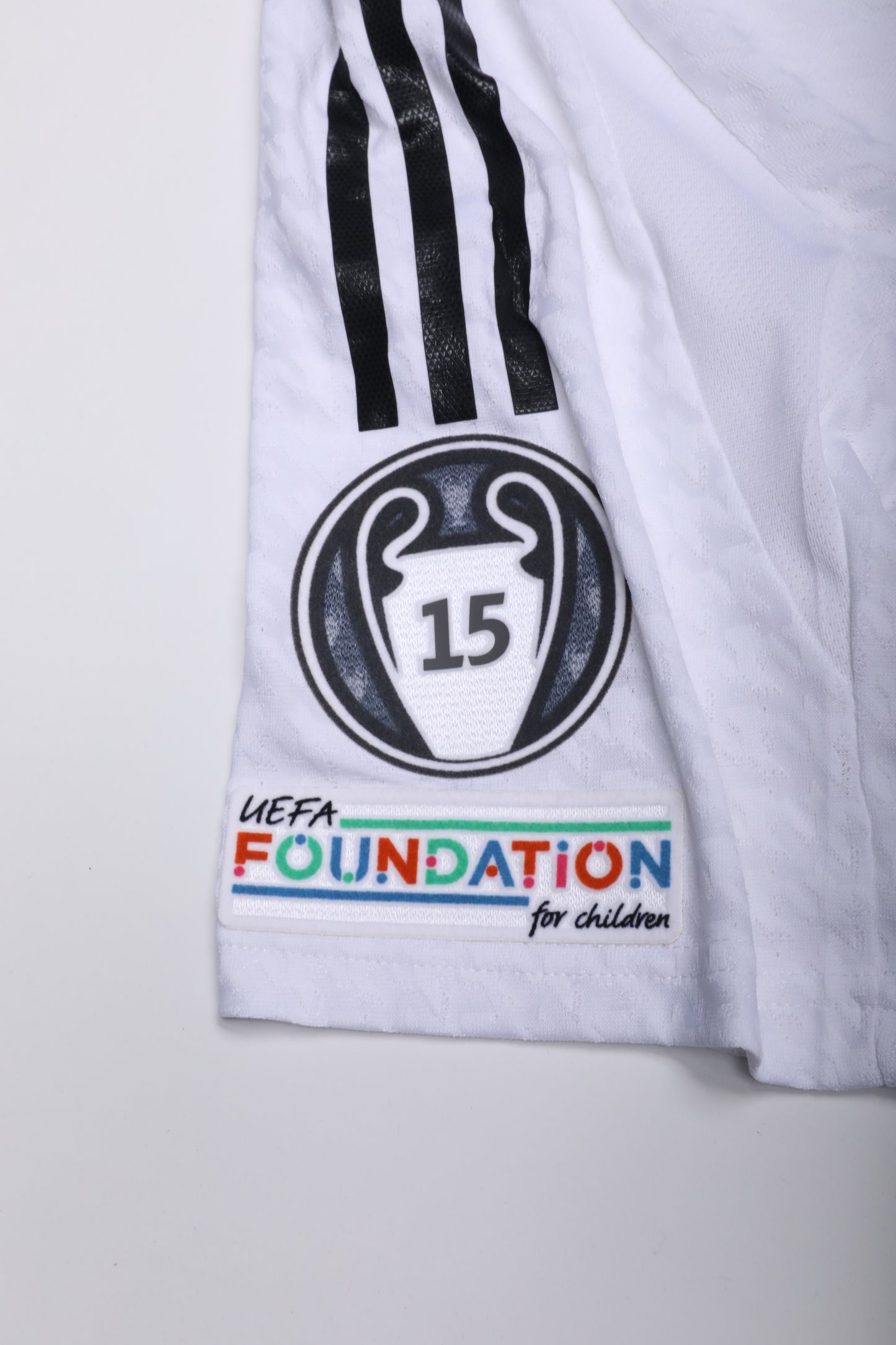 Real Madrid CF 2024-25 Authentic Bellingham #5 UCL Kit - L *BNWT*