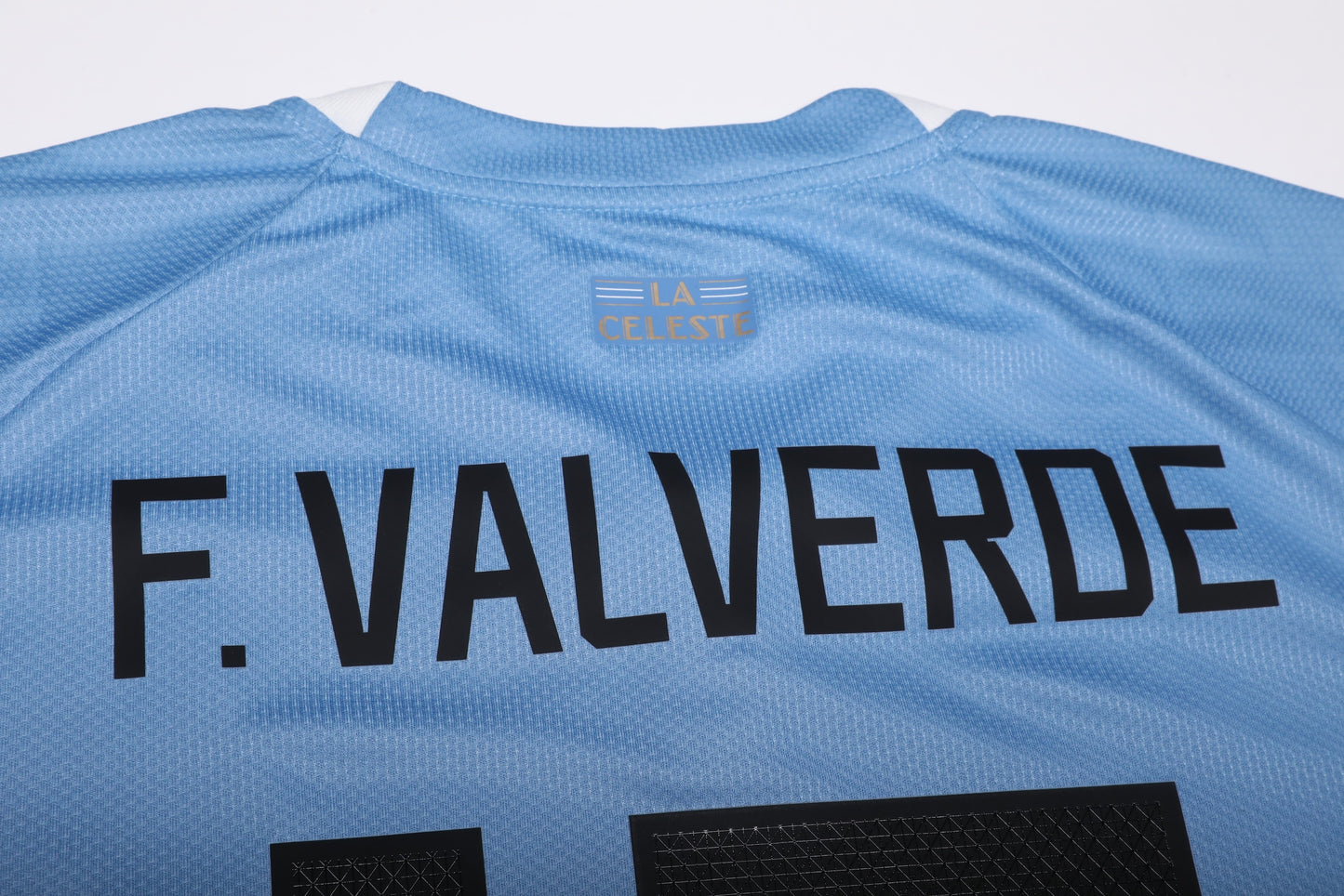 Uruguay 2022-23 Home Jersey Valverde #15 Kit - XL *BNWT*