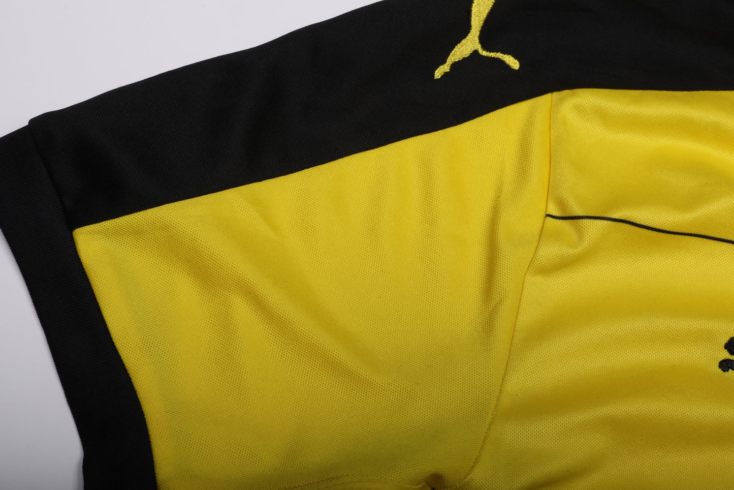 Borussia Dortmund 2015-16 Home Jersey Kagawa #23 Kit - (6.5/10) - M