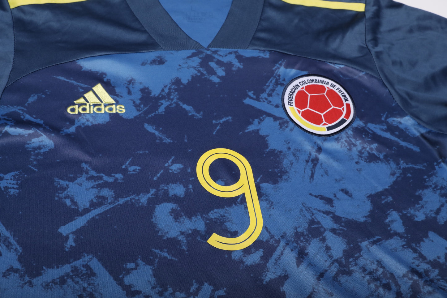 Colombia 2020 Away Jersey Radamel Falcao #9 Kit - (8/10) - L