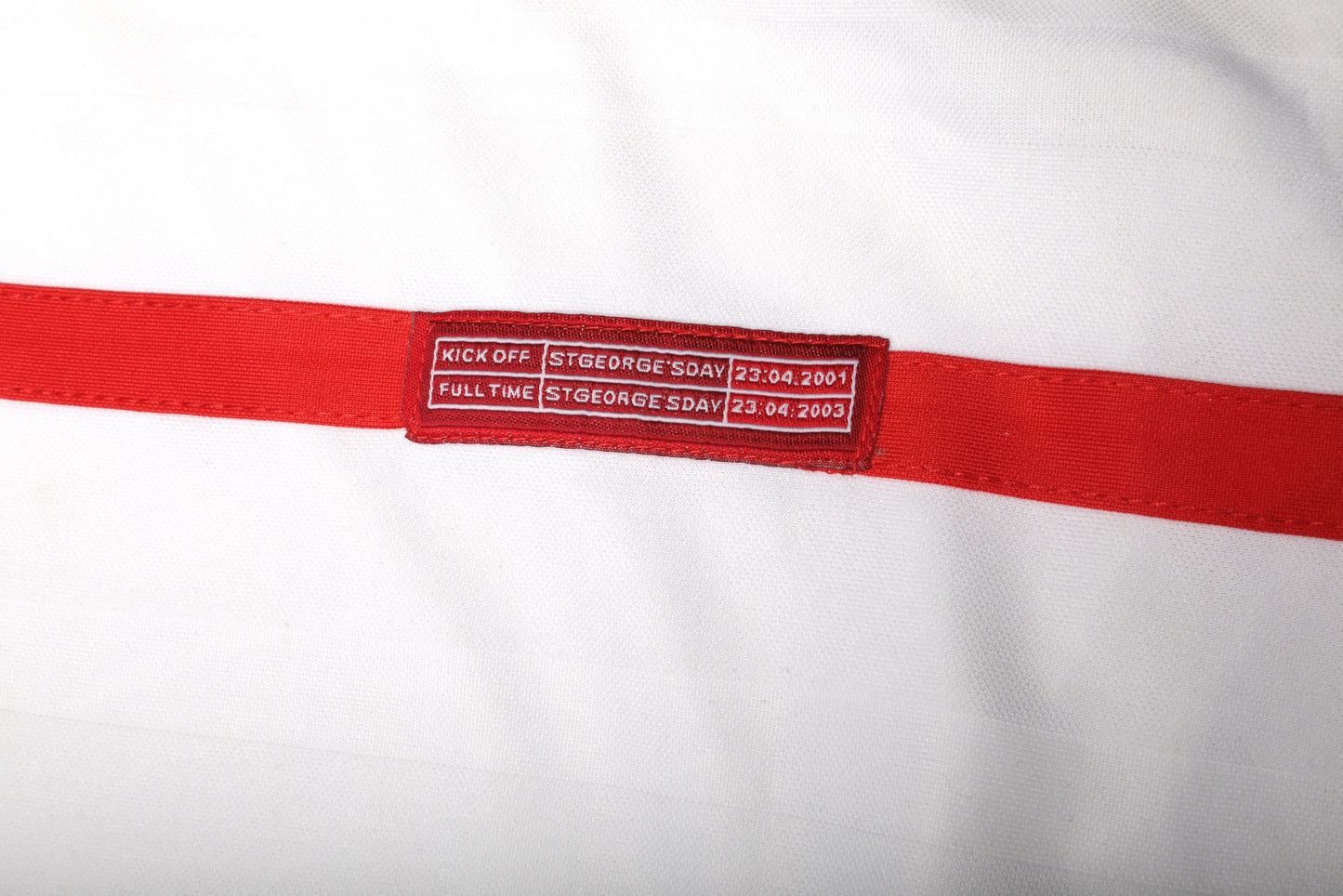 England 2001-03 Home Beckham #7 2002 World Cup vs Brazil Kit - (7.5/10) - XL