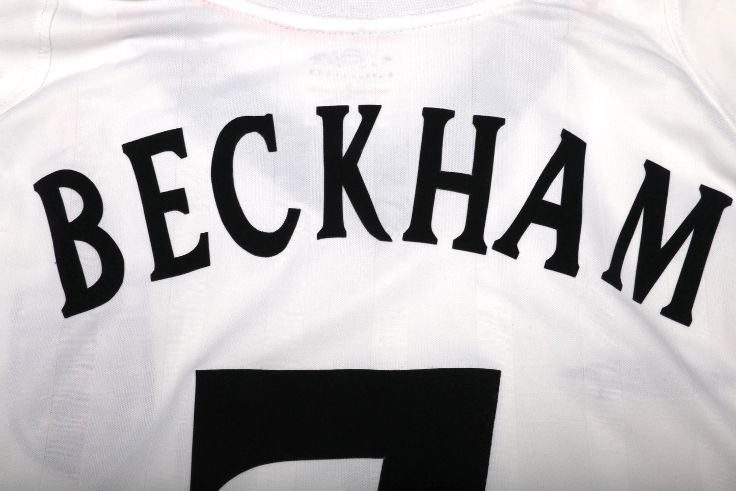 England 2001-03 Home Beckham #7 2002 World Cup vs Brazil Kit - (7.5/10) - XL