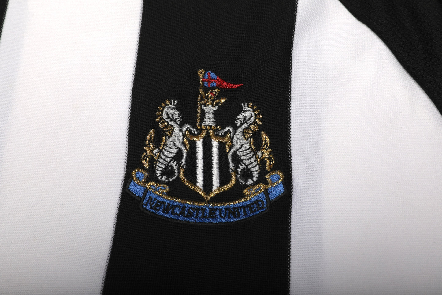 Newcastle 2005-07 Home Jersey Nolberto Solano #4 EPL Kit - (8/10) - L