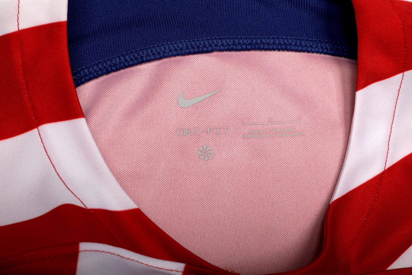 Atletico Madrid 2022-23 Home Jersey Griezmann #8 Kit - L *BNWOT*