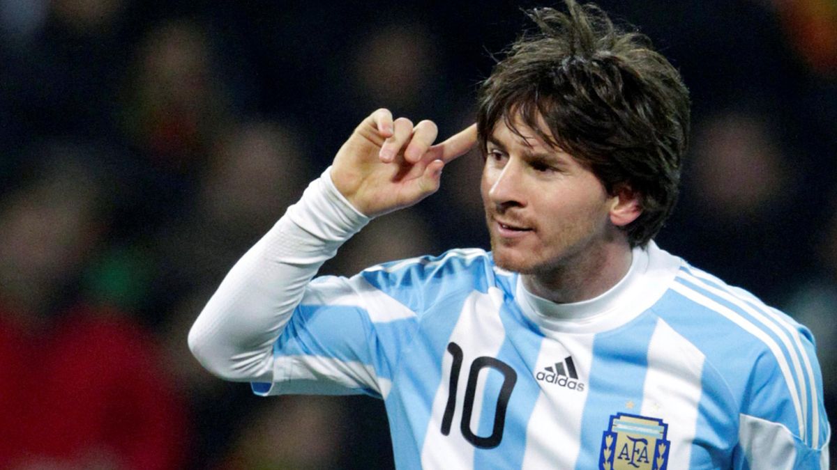 Argentina 2011-12 Home Jersey Lionel Messi #10 Kit - (7.5/10) - L