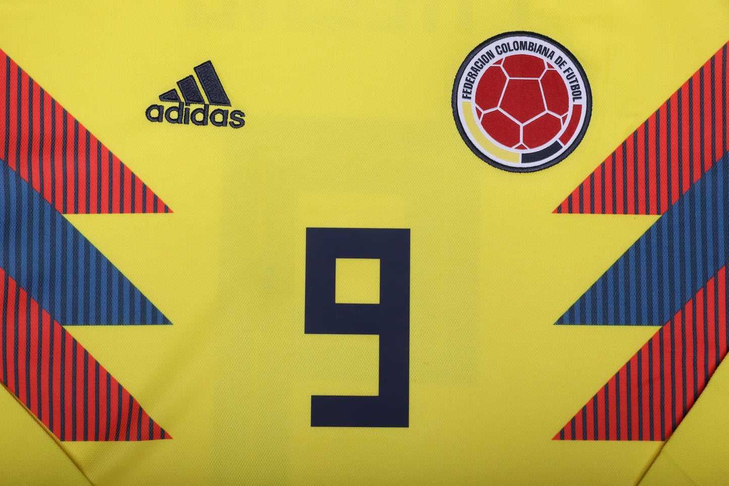Colombia 2018 Home Jersey Radamel Falcao 9 L/S Kit - XL *BNWT*
