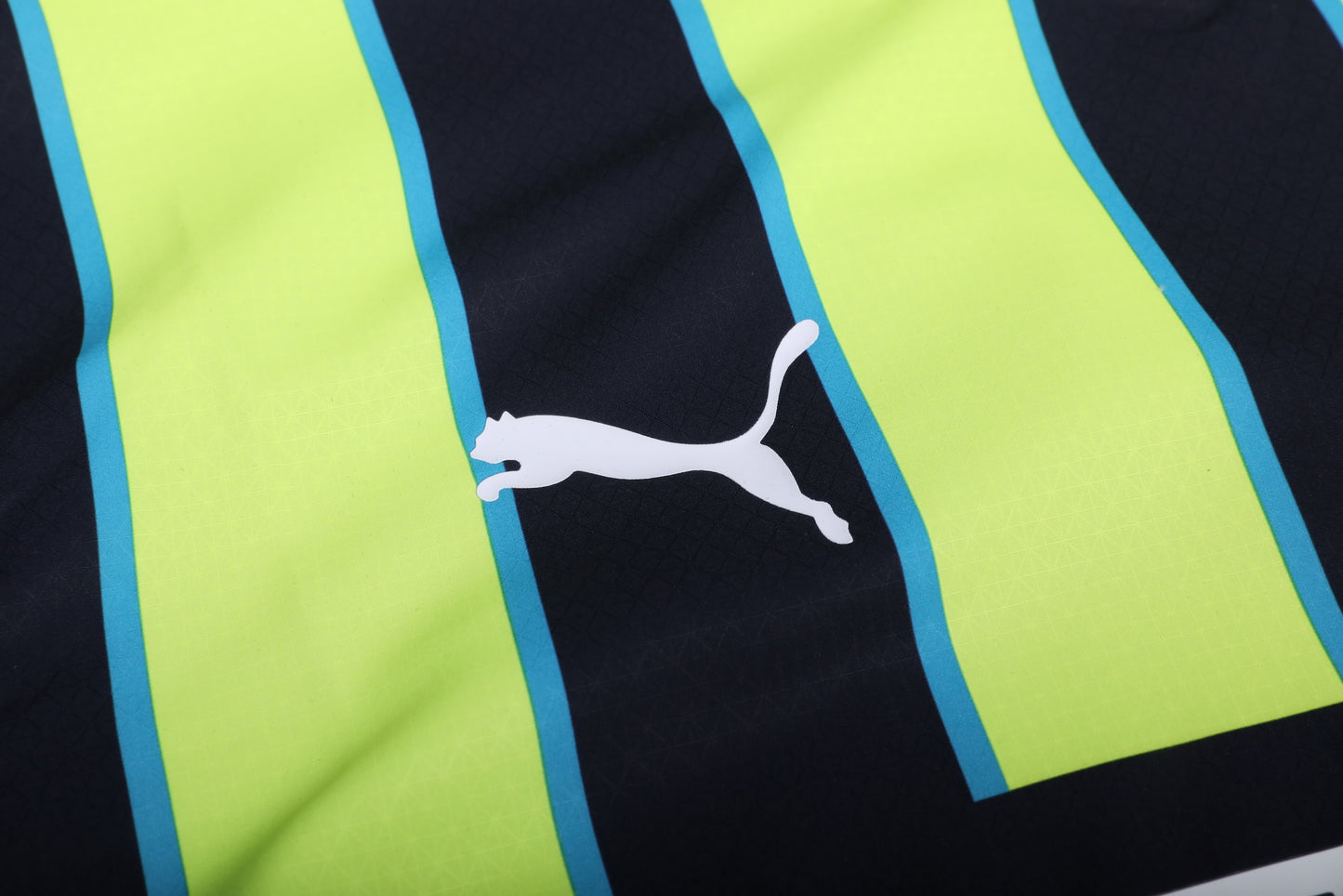 Manchester City 2024-25 Authentic Away Erling Haaland #9 Kit - L *BNWT*