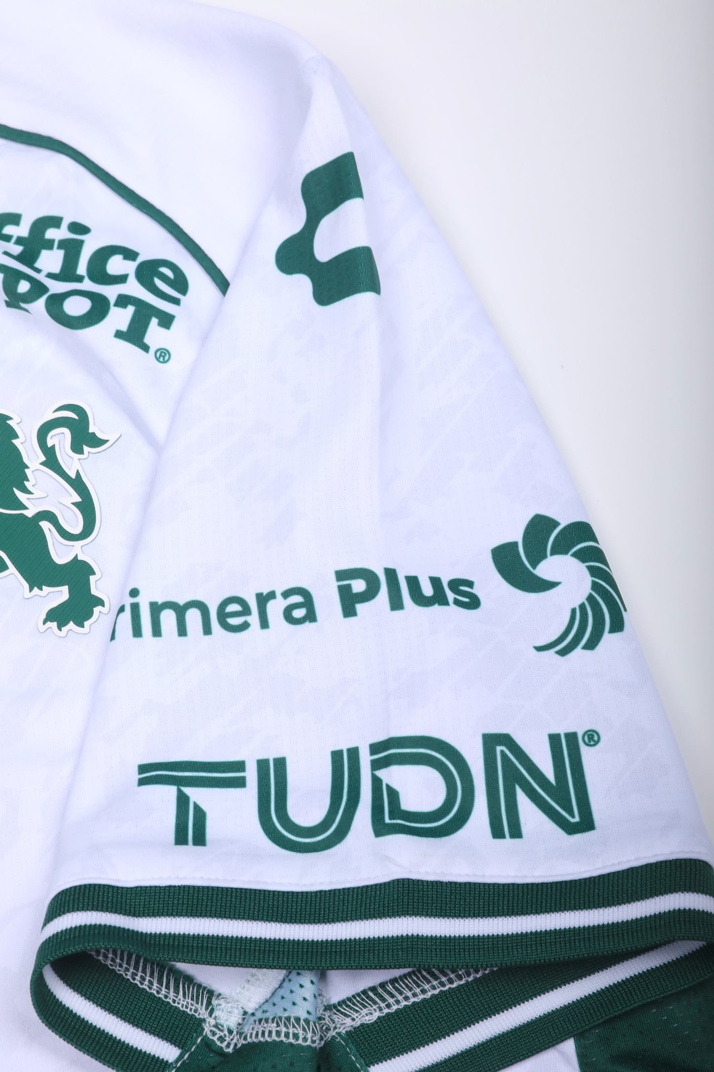 León 2024-25 Away Jersey James Rodriguez #10 Kit - L *BNWT*