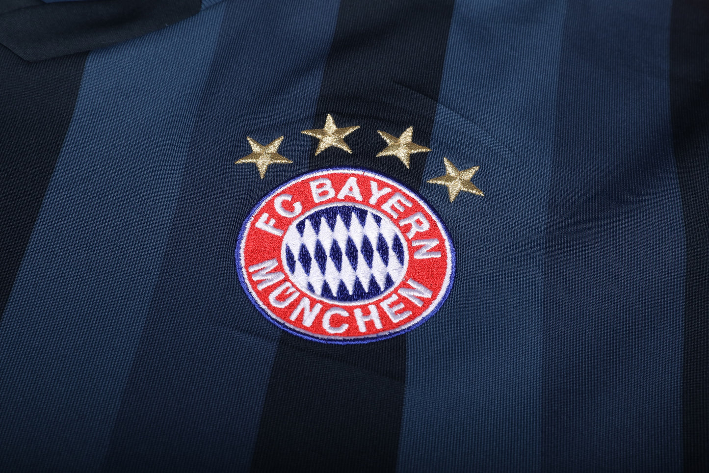 Bayern Munich 2013-14 Third Jersey Claudio Pizarro #14 UCL Kit - (9/10) - XL
