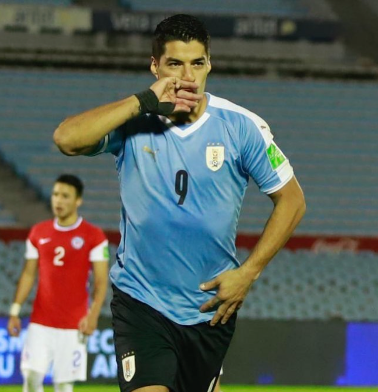 Uruguay 2019-20 Home Jersey Luis Suarez #9 Kit - XL *BNWT*