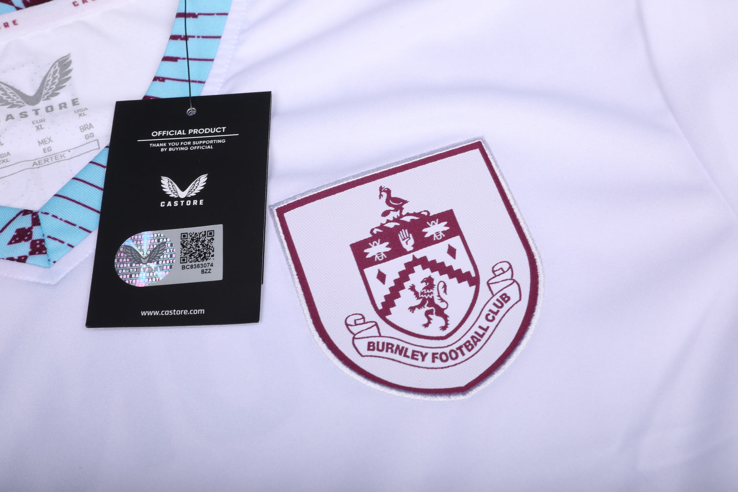 Burnley FC 2024-25 Third Jersey Oliver Sonne #2 Kit - XL *BNWT*