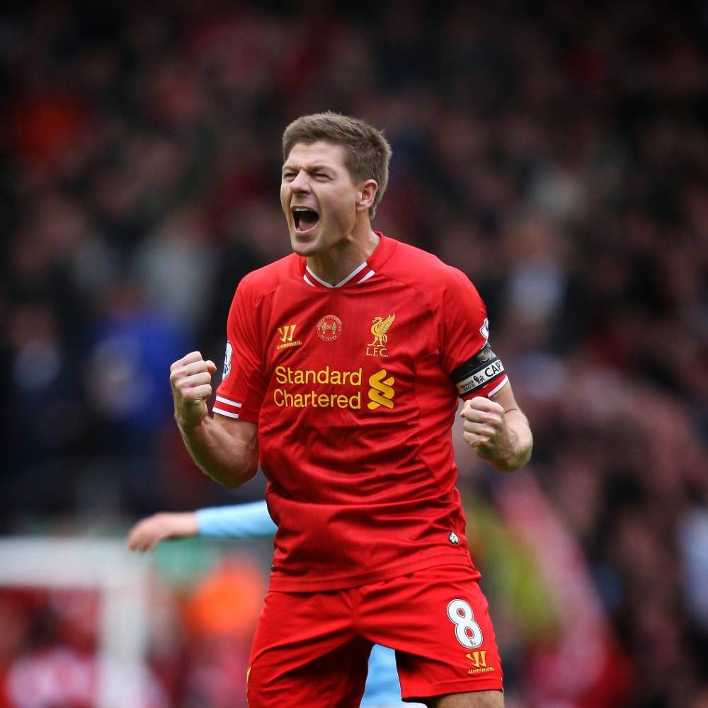 Liverpool FC 2013-14 Home Jersey Steven Gerrard #8 Kit - (7/10) - M